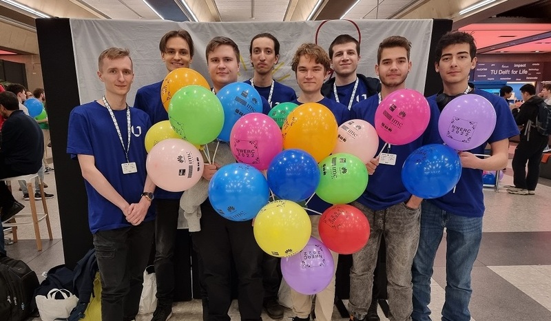 VILNIUS TECH studentai dalyvavo Pasaulinėje programavimo olimpiadoje